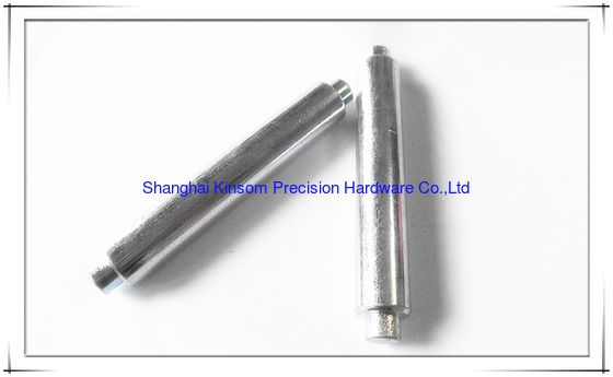 Pions de montage avec zinc plaqué 8,8 grade